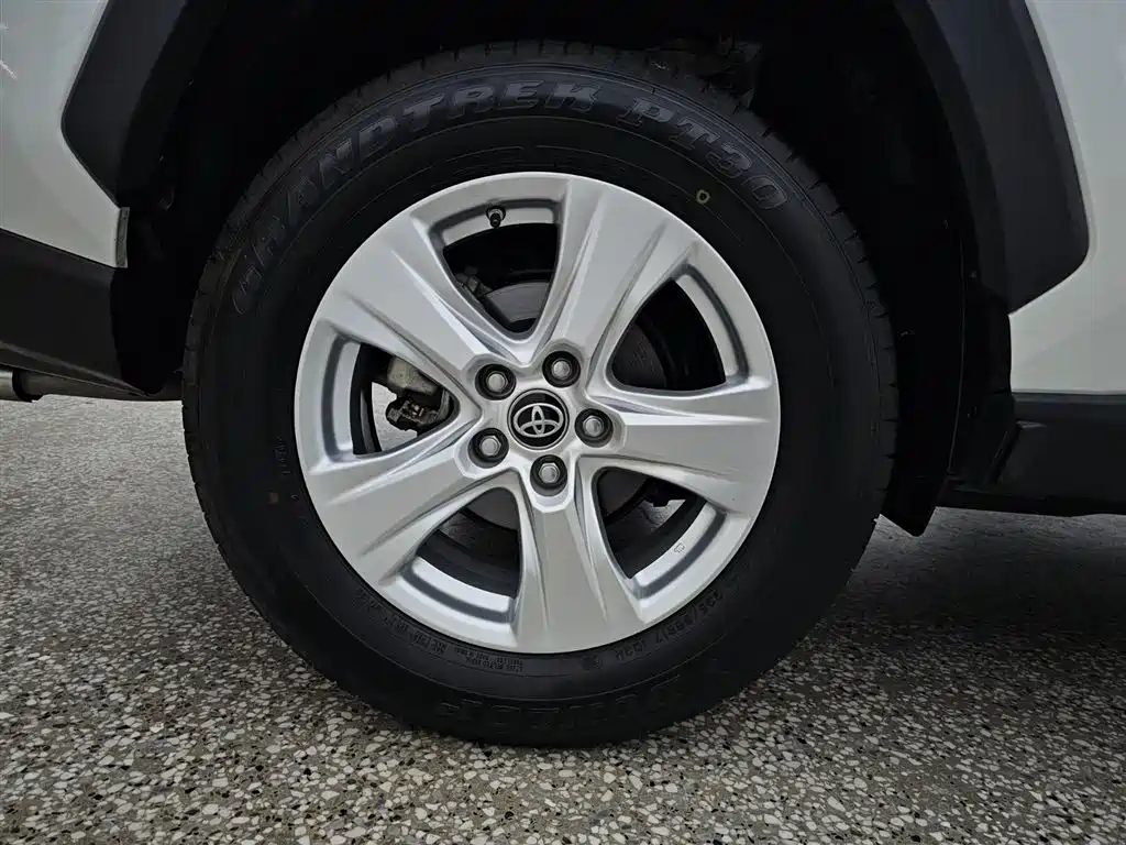 RAV4 2020 2.0L CVT 2WD Urban Edition