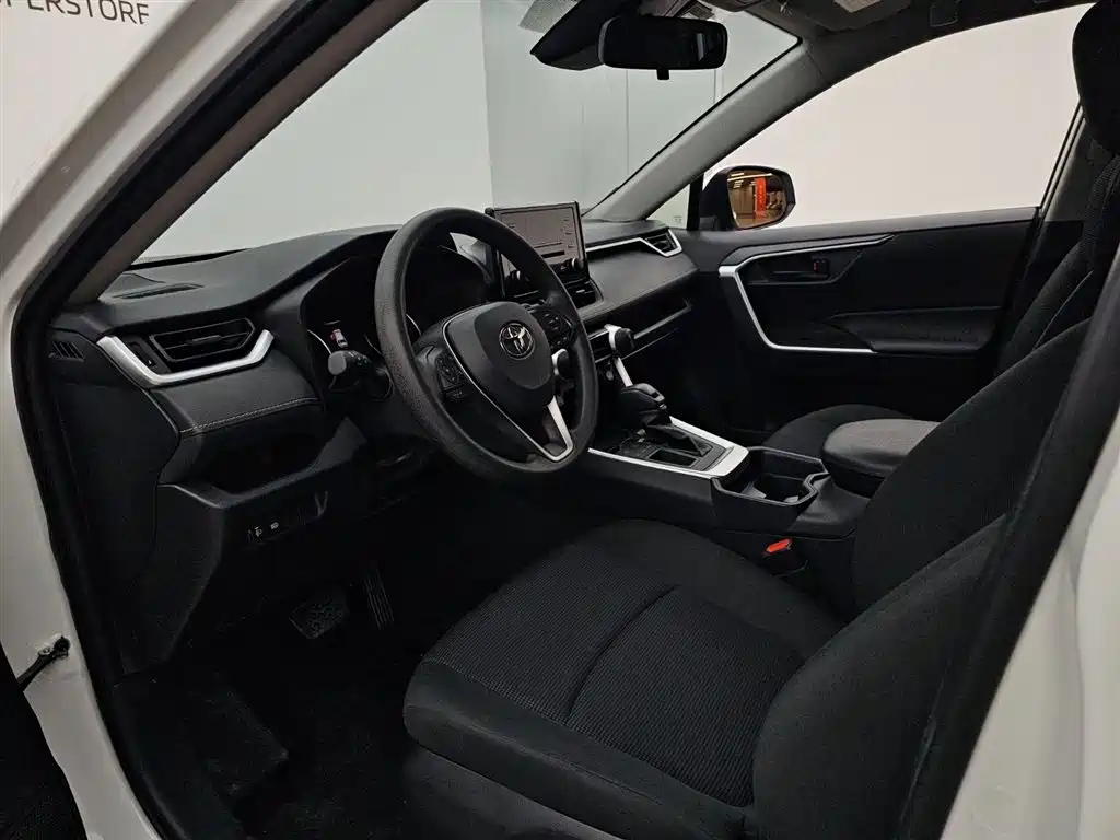 RAV4 2020 2.0L CVT 2WD Urban Edition