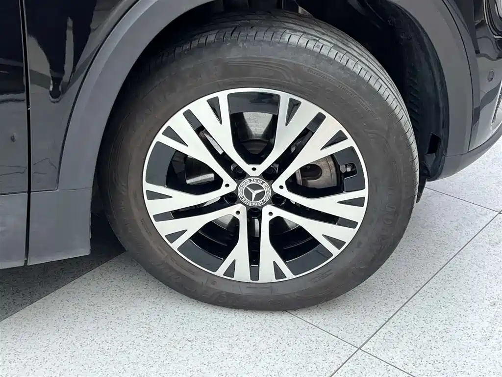 Mercedes-Benz GLB 2024 Facelift GLB 220 Dynamic