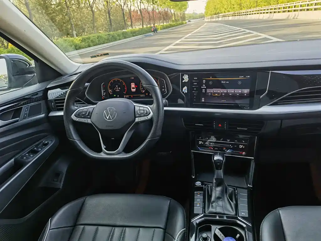 Passat 2022 330TSI Starlight Elite Edition