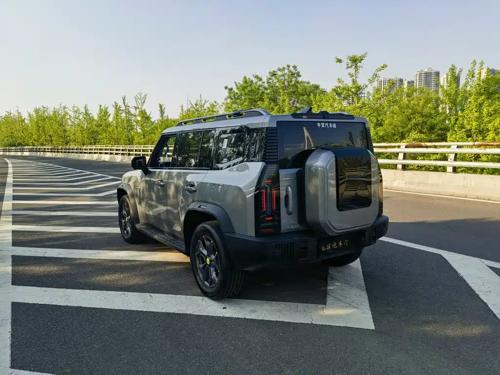 Jetour Traveler 2023 2.0T AWD Cross
