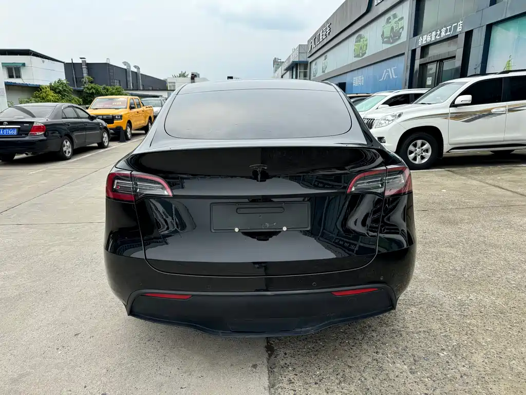 Tesla Model Y Long Range AWD 2021