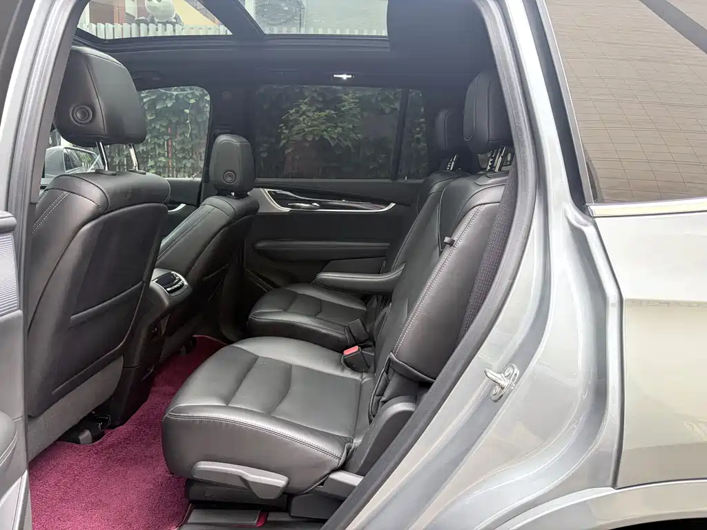 Cadillac XT6 2022 2.0T AWD Luxury 6-Seater