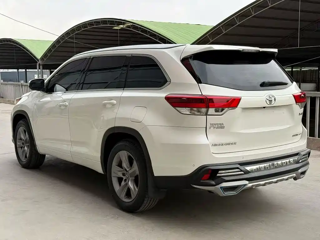 Highlander 2018 2.0T AWD Luxury Edition 7-Seater China VI