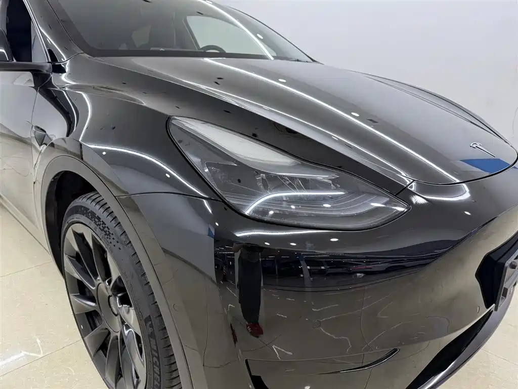 Tesla Model Y 2022 RWD