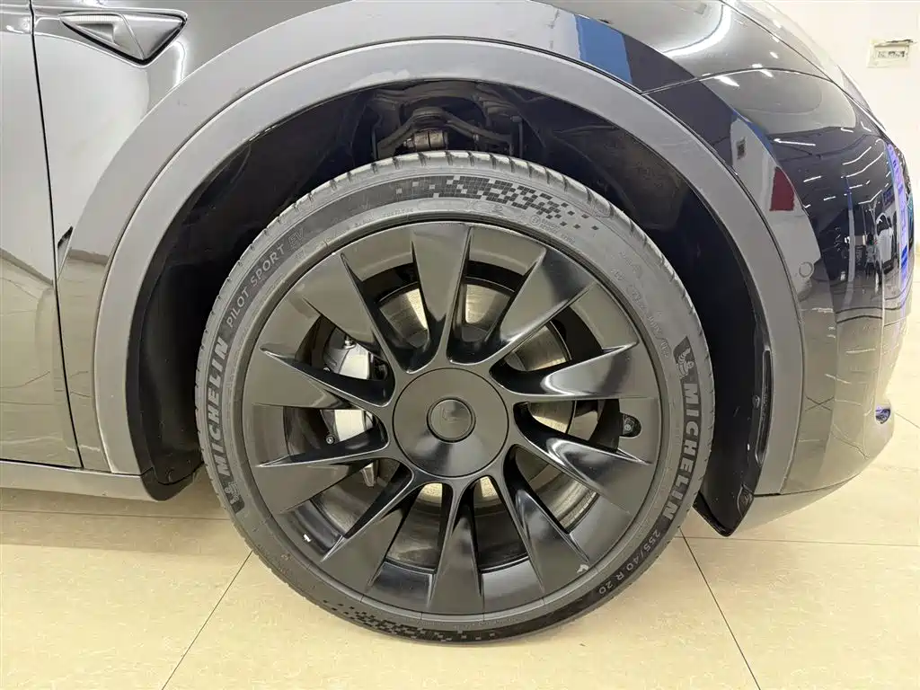 Tesla Model Y 2022 RWD