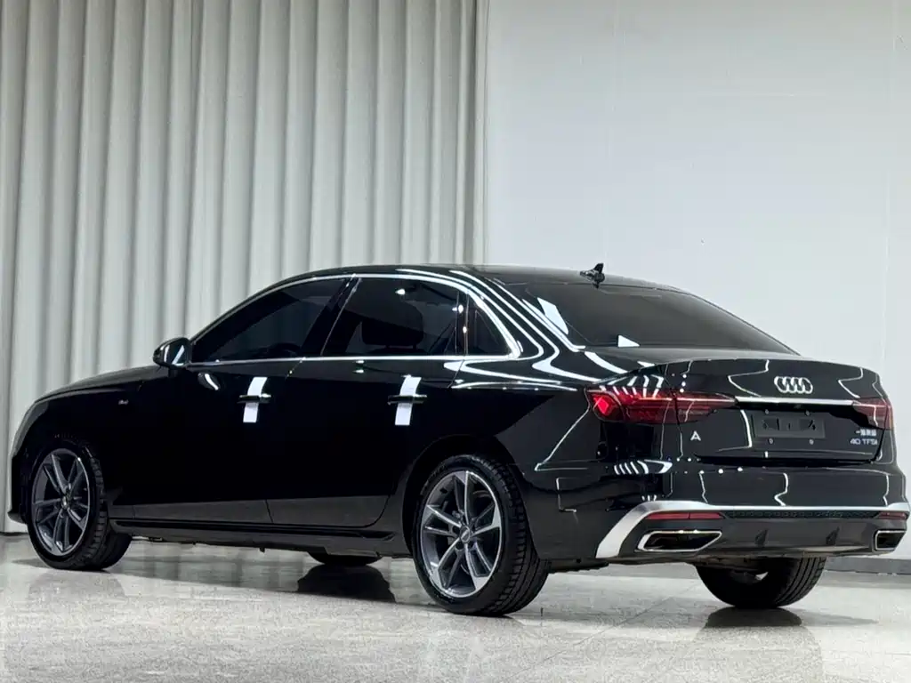 Audi A4L 2020 40 TFSI Fashion Dynamic Edition