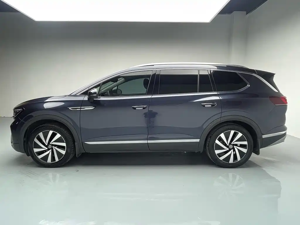 Tavendor 2021 380TSI AWD Luxury Edition Pro