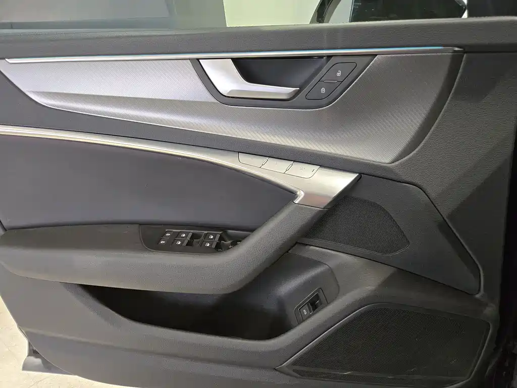 Audi A6 Avant 45 TFSI