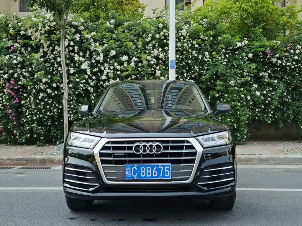 Audi Q5L 2020 40 TFSI Fashion Edition