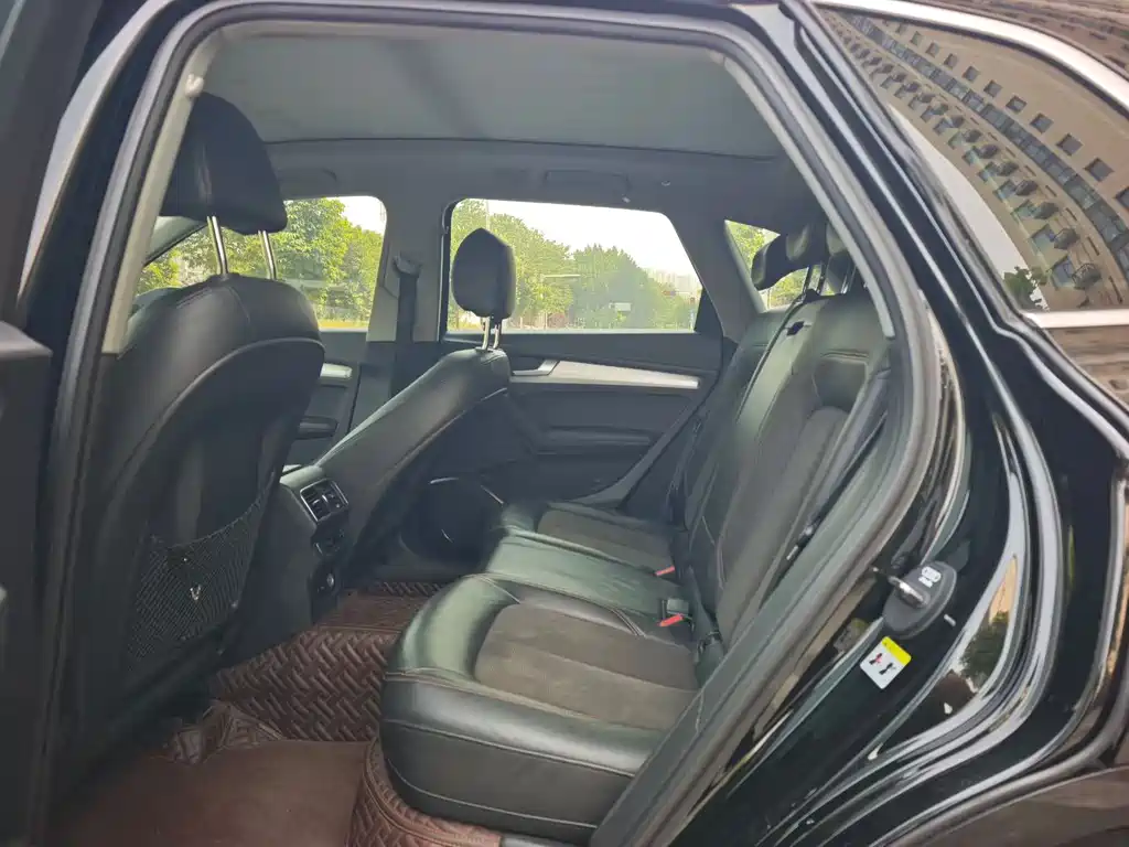 Audi Q5L 2020 40 TFSI Fashion Edition