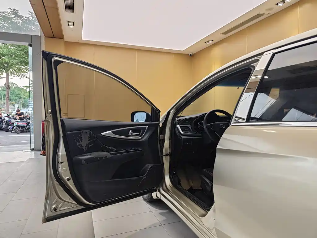 Honda Crider 2017 1.8L CVT Luxury Special Edition