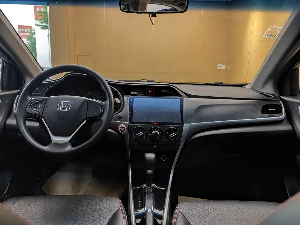 Honda Crider 2017 1.8L CVT Luxury Special Edition
