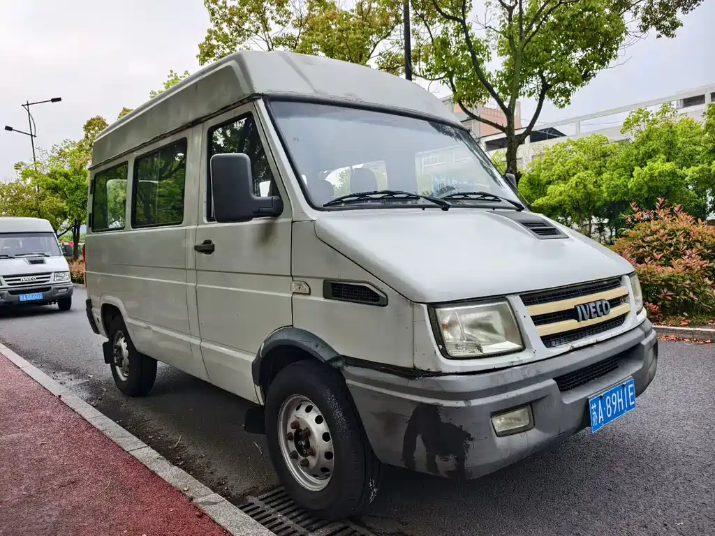 Iveco Daily 2014 2.5T-A35 NJ6485AC47Z4