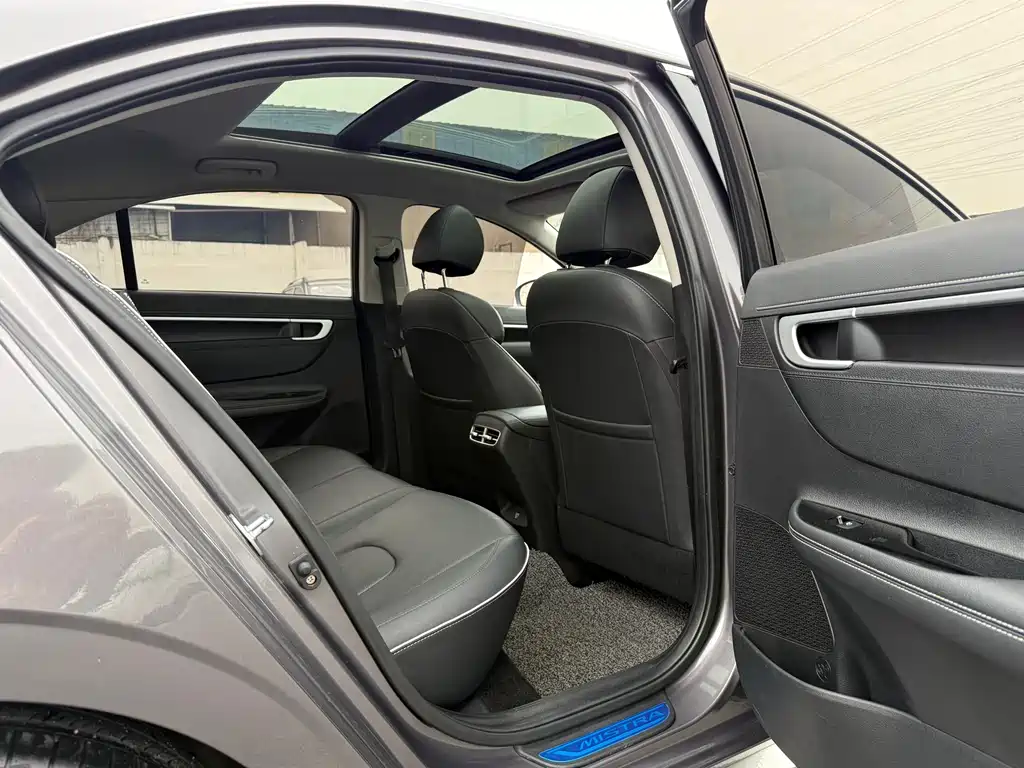 Hyundai Mistra 2021 270TGDi DCT TOP Flagship Edition
