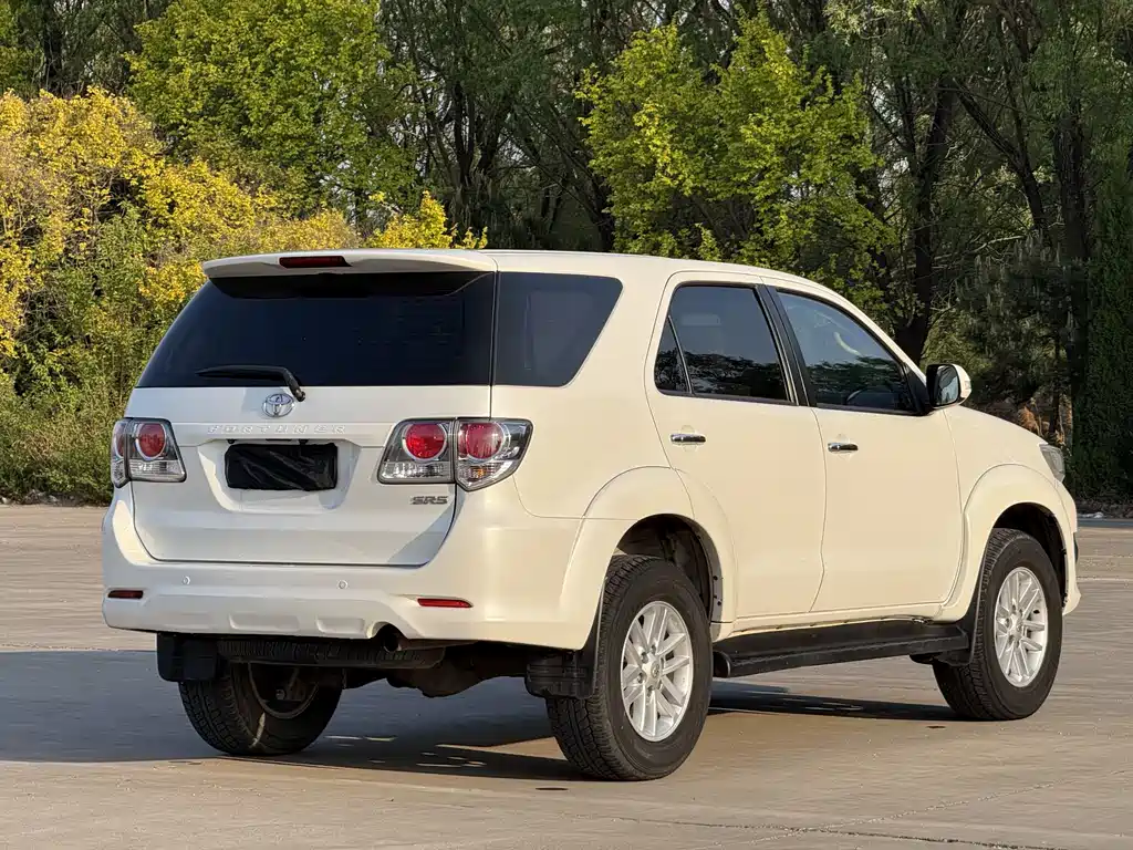 Toyota Fortuner 2016 2.7L Middle East Edition