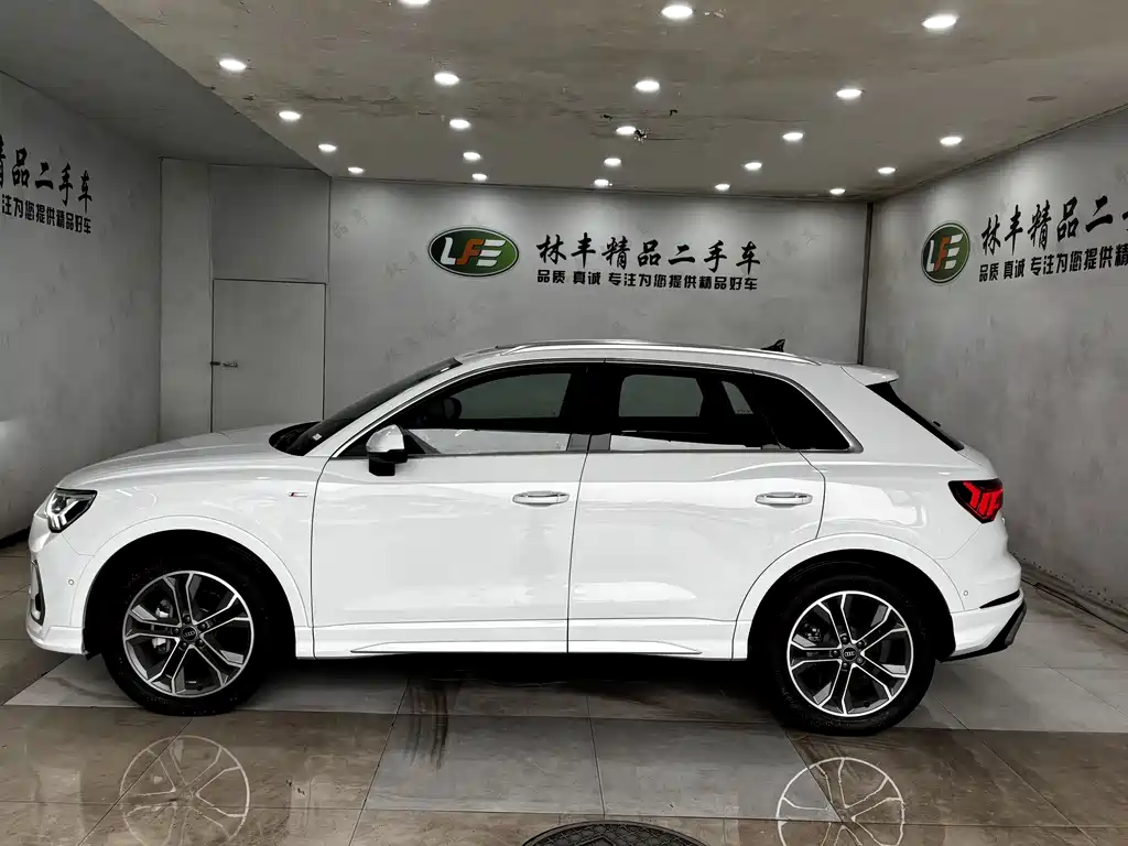 Audi Q3 2024 40 TFSI Fashion Dynamic Edition
