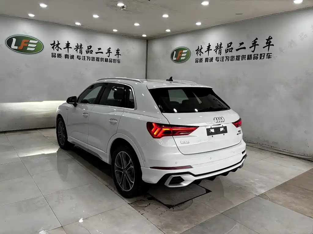 Audi Q3 2024 40 TFSI Fashion Dynamic Edition