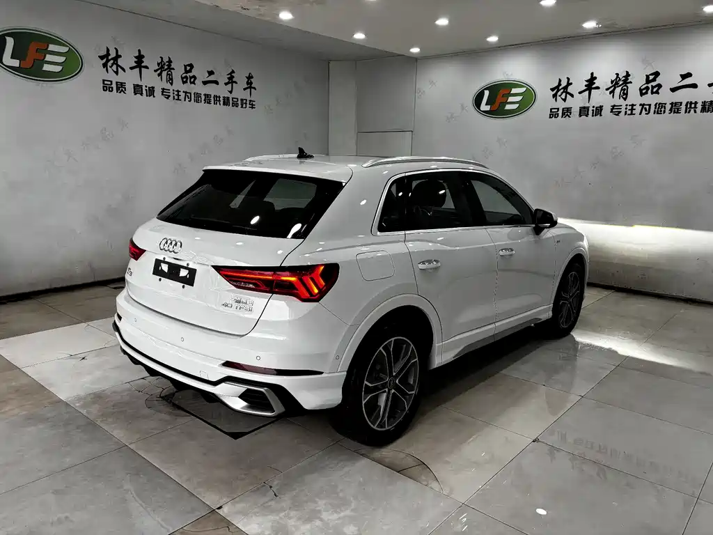 Audi Q3 2024 40 TFSI Fashion Dynamic Edition