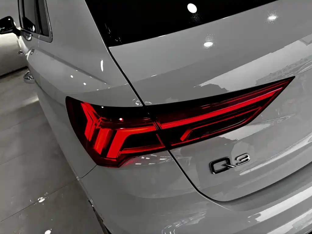 Audi Q3 2024 40 TFSI Fashion Dynamic Edition