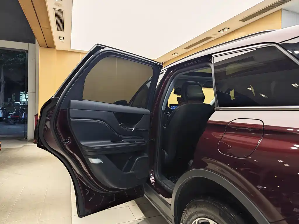 Lincoln Corsair 2021 2.0T FWD Prestige Edition