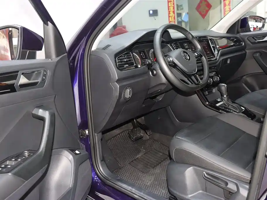 T-ROC 2019 280TSI DSG Comfort 2WD China V