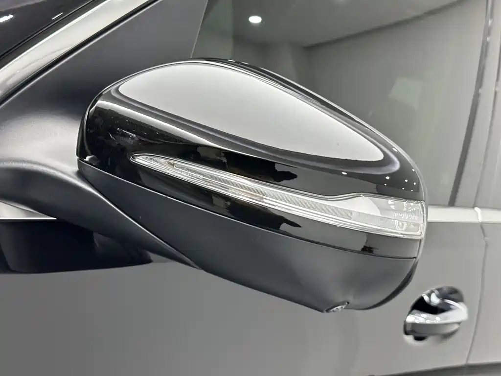 Mercedes-Benz GLE 350 4MATIC 2025