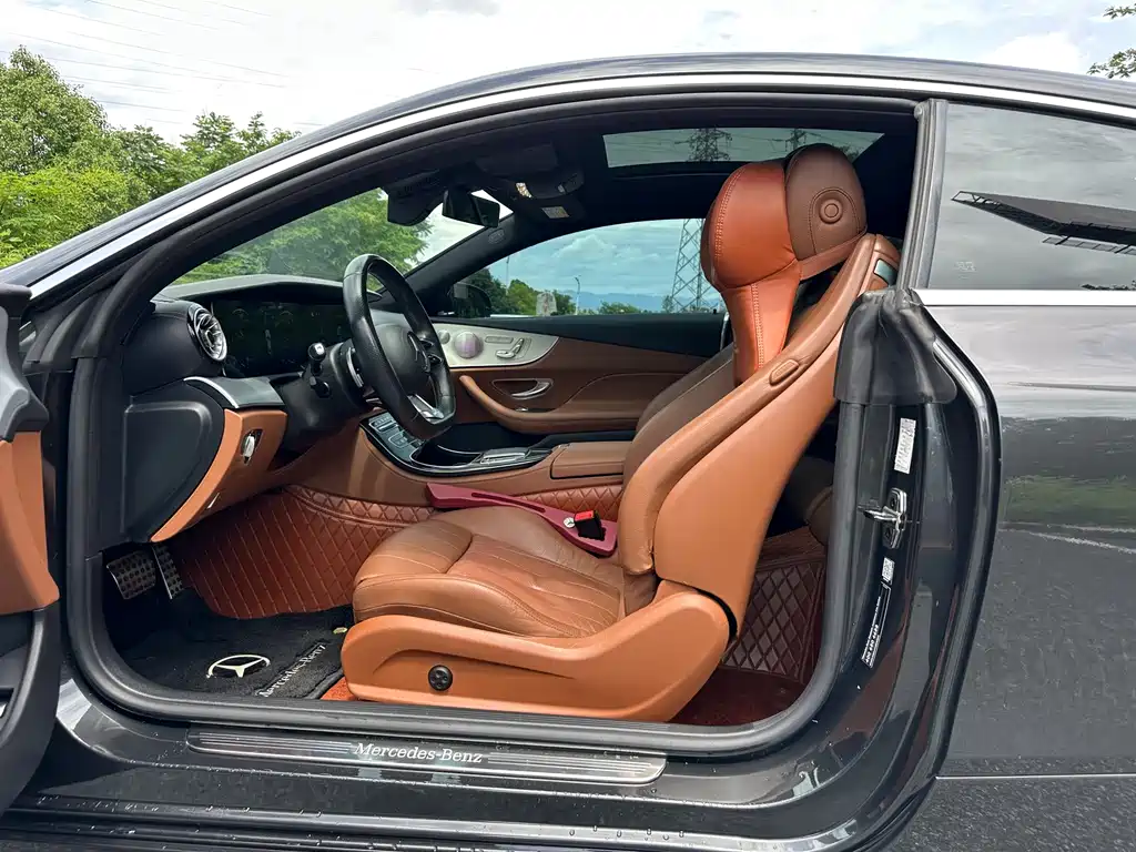 Mercedes-Benz E-Class Coupe 2023 E 300