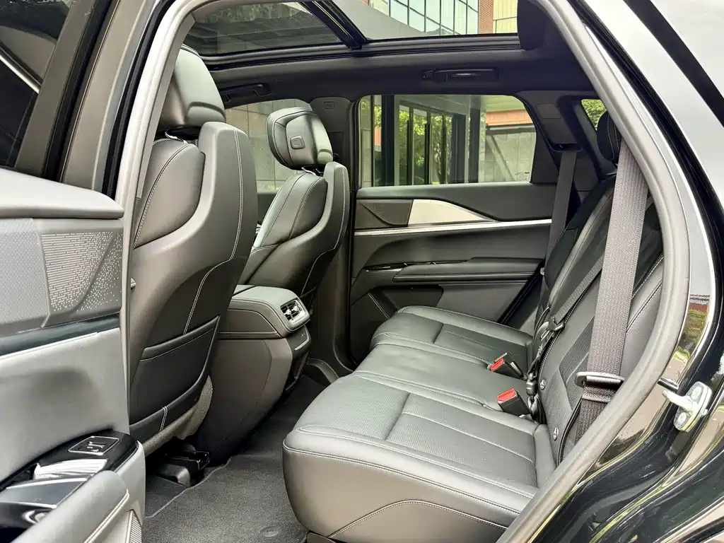 Cadillac XT5 2025 2.0T Luxury