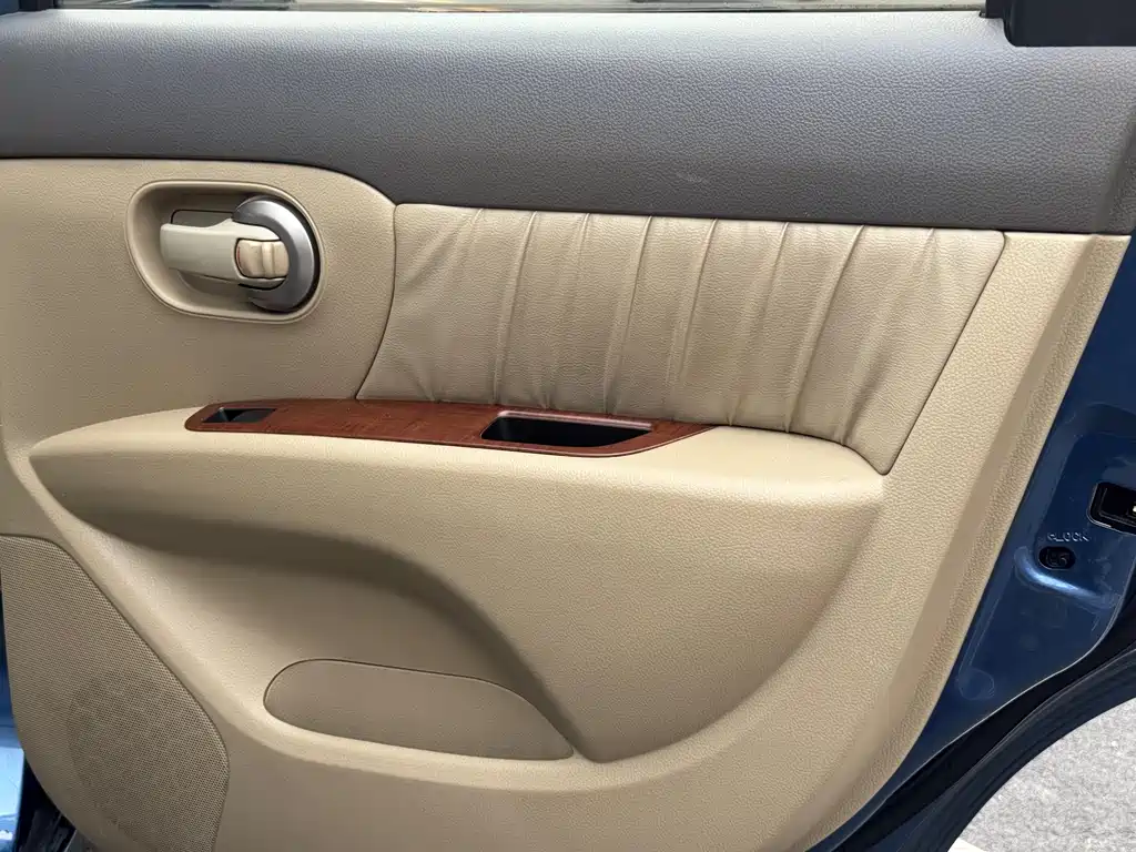 Nissan Livina 2006 1.8L Automatic Comfort