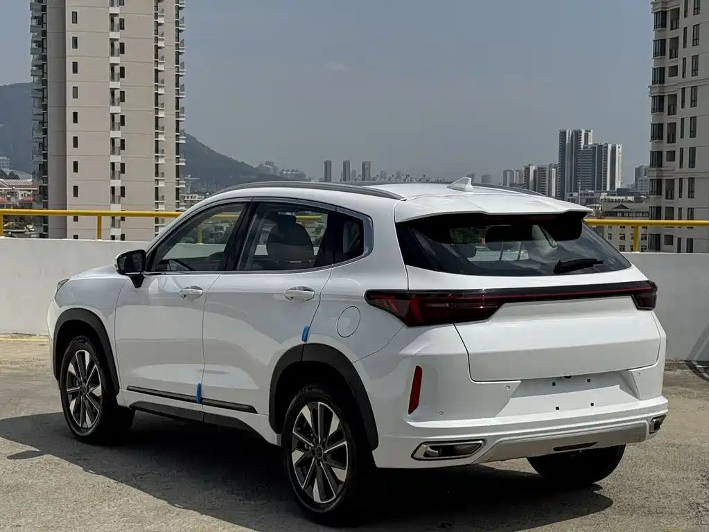 Exeed Lufeng 2023 1.5T CVT Yufeng Edition