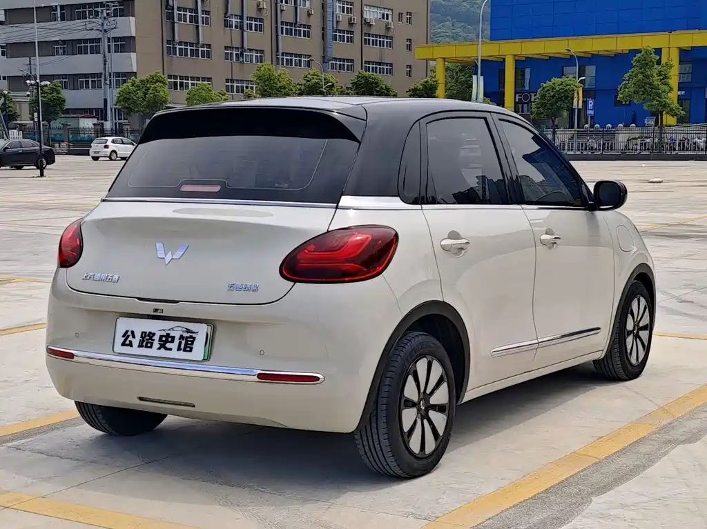Wuling Bingo 2023 333km Lingxi Interconnected Edition