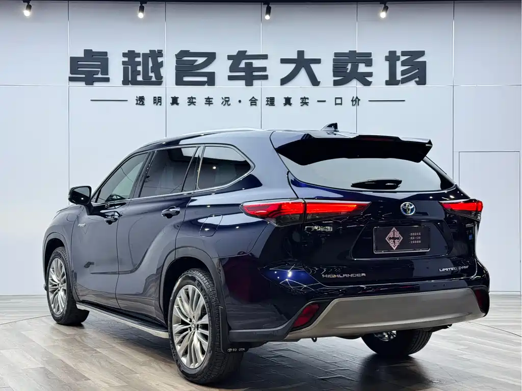 Highlander 2022 Hybrid 2.5L AWD Premium Edition 7-Seater