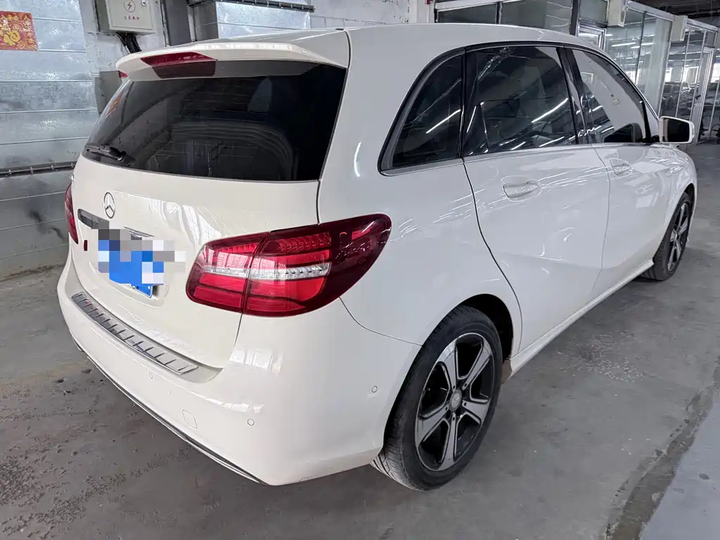 Mercedes-Benz B-Class 2017 B 200 Fashion Edition