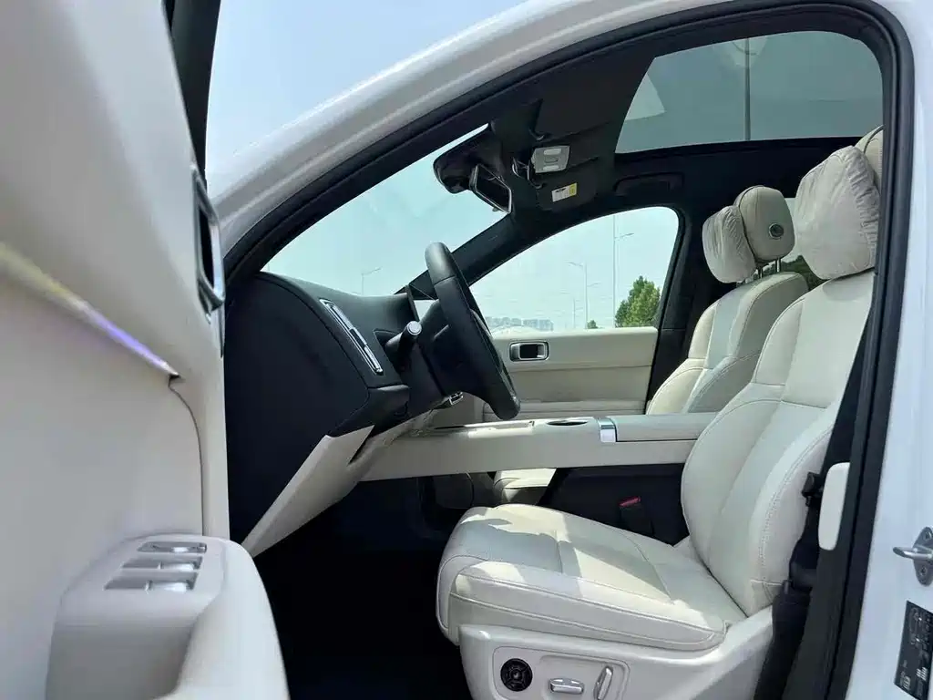 Li Auto L6 2024 Pro