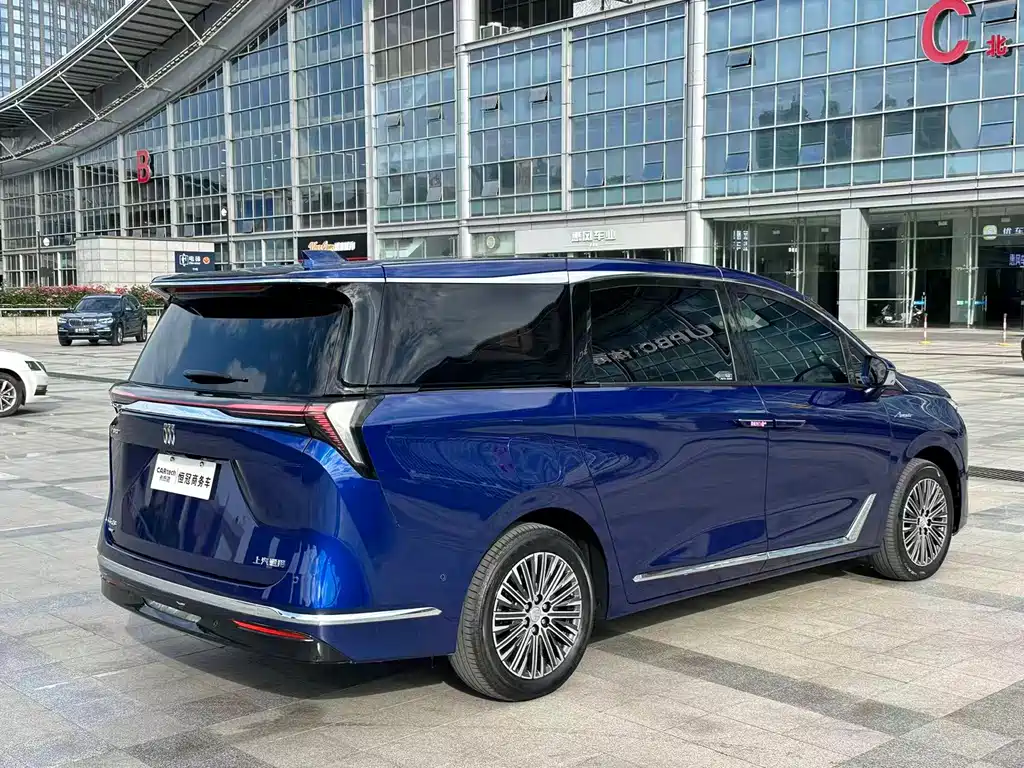 Buick GL8 PHEV 2024 Avenir Luxury Edition 6-seater