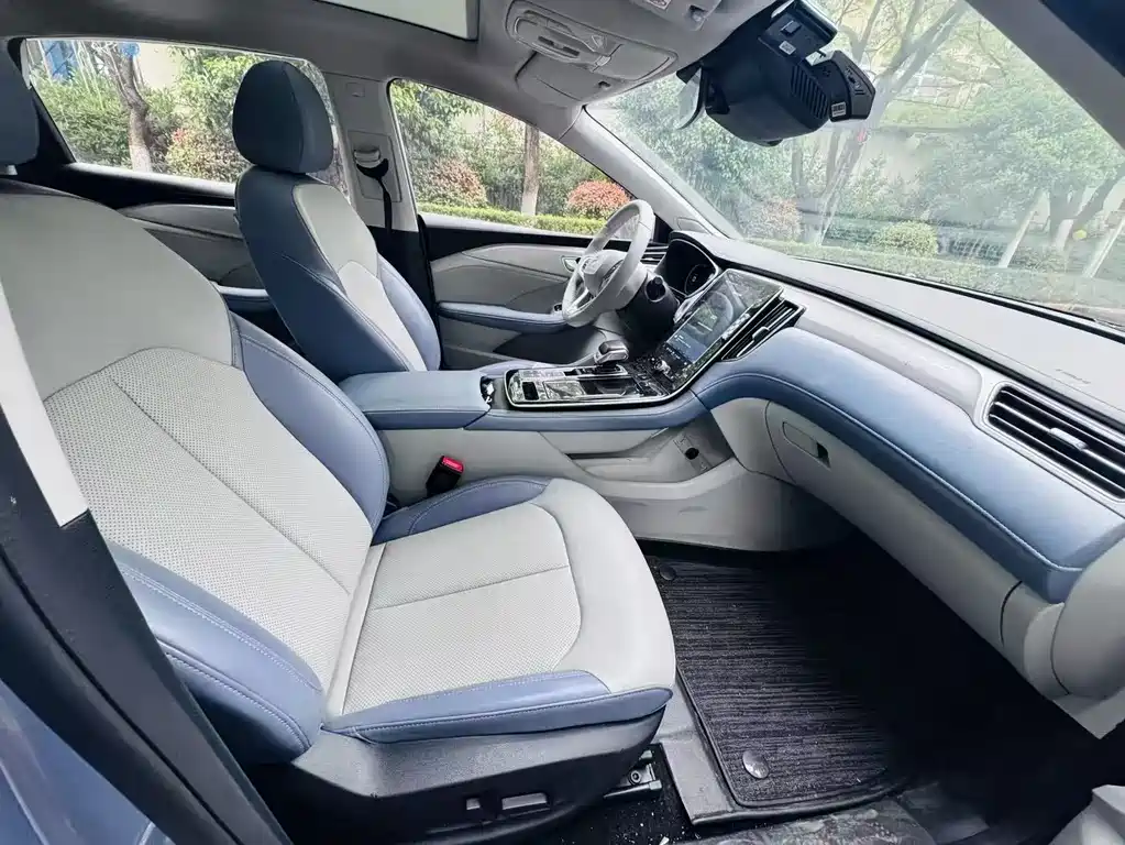 Rising ER6 2021 New Motion Edition 620km Smart Driving Edition