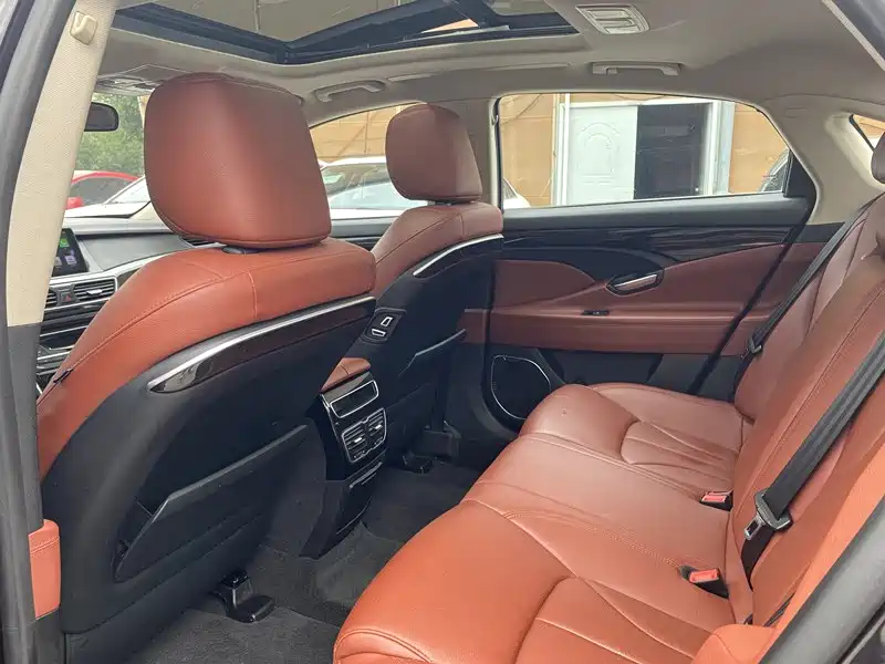 Geely Borui 2015 Limousine Limited Edition 1.8T Collector's Edition