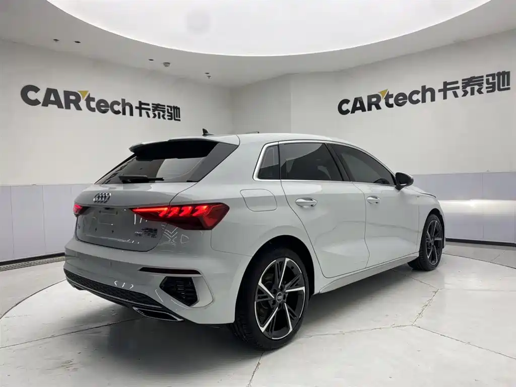 Audi A3 2024 Sportback 35 TFSI Fashion Sport