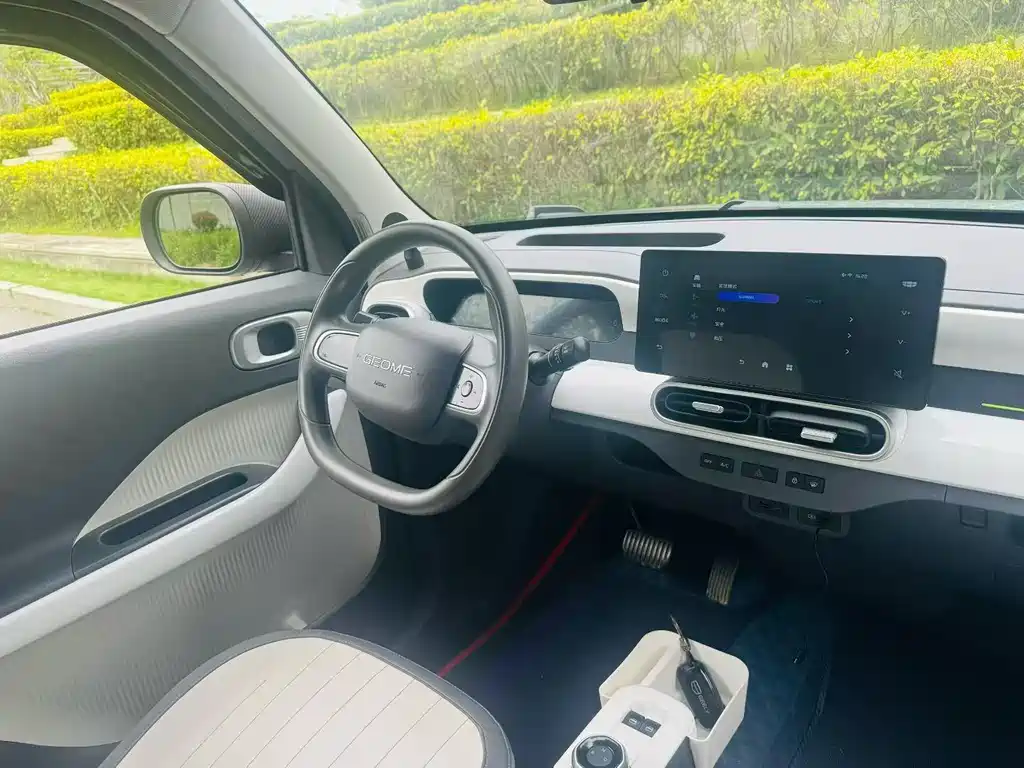 Geely Panda 2025 210km Panda Kart