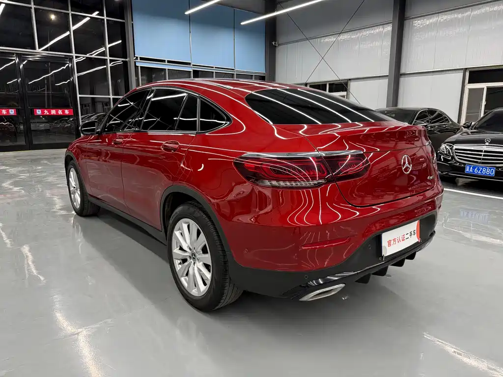 Mercedes GLC Coupe 2022款 Restyled GLC 260 4MATIC Coupe SUV