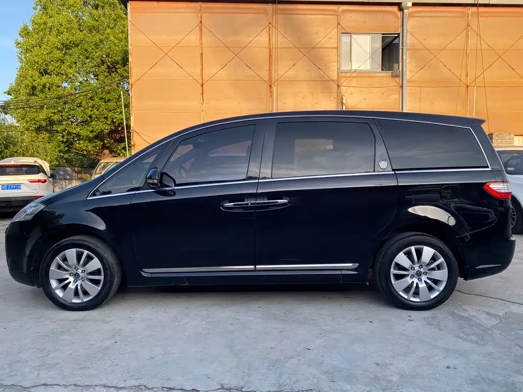 Master CEO 2013 2.2T Executive Edition