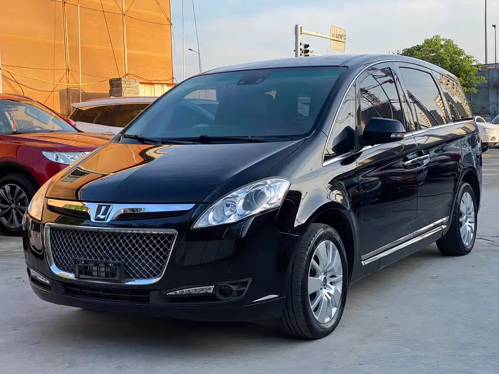 Master CEO 2013 2.2T Executive Edition