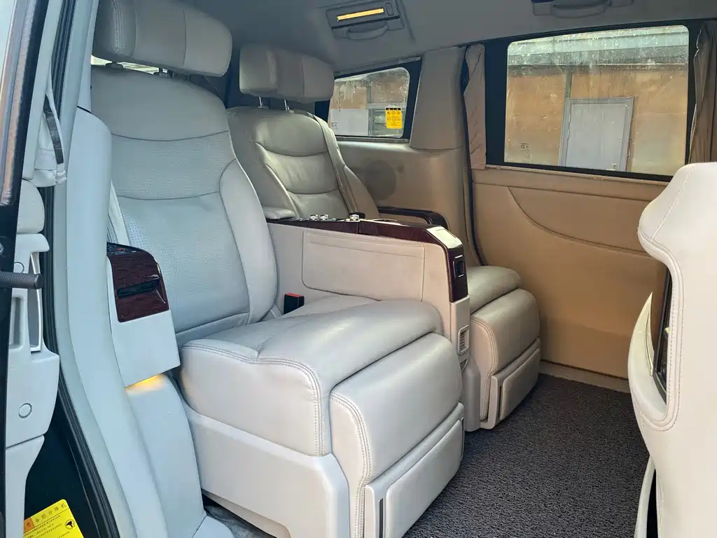 Master CEO 2013 2.2T Executive Edition