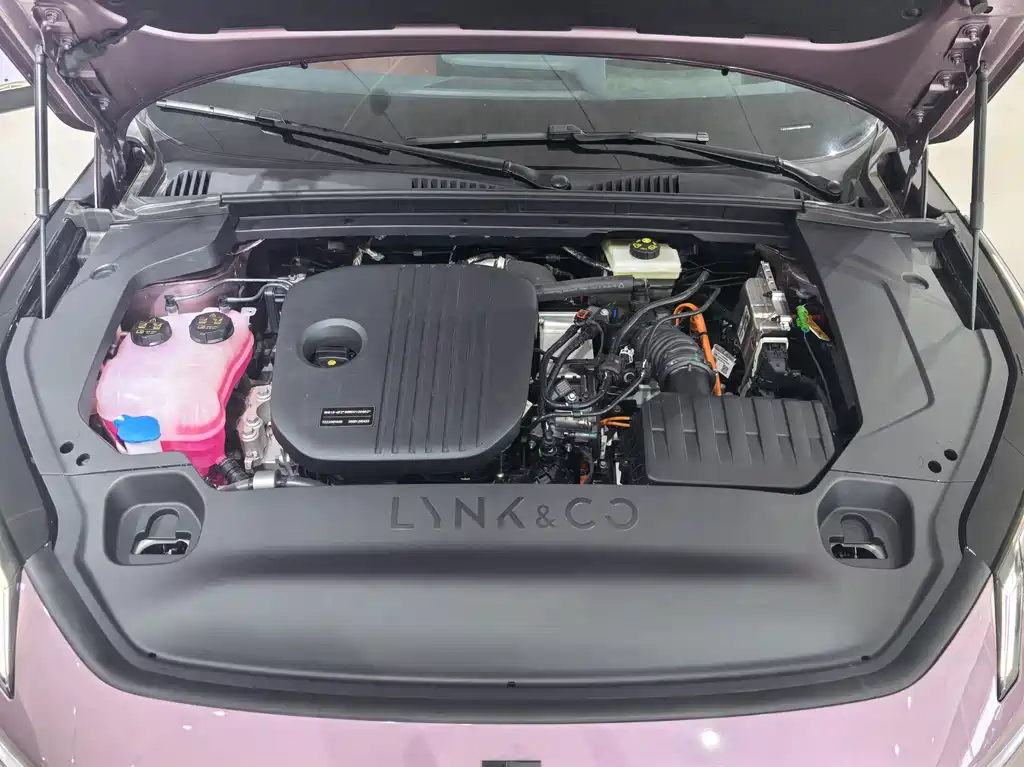 Lynk & Co 07 EM-P 2026 126 Long Range Ultra H7