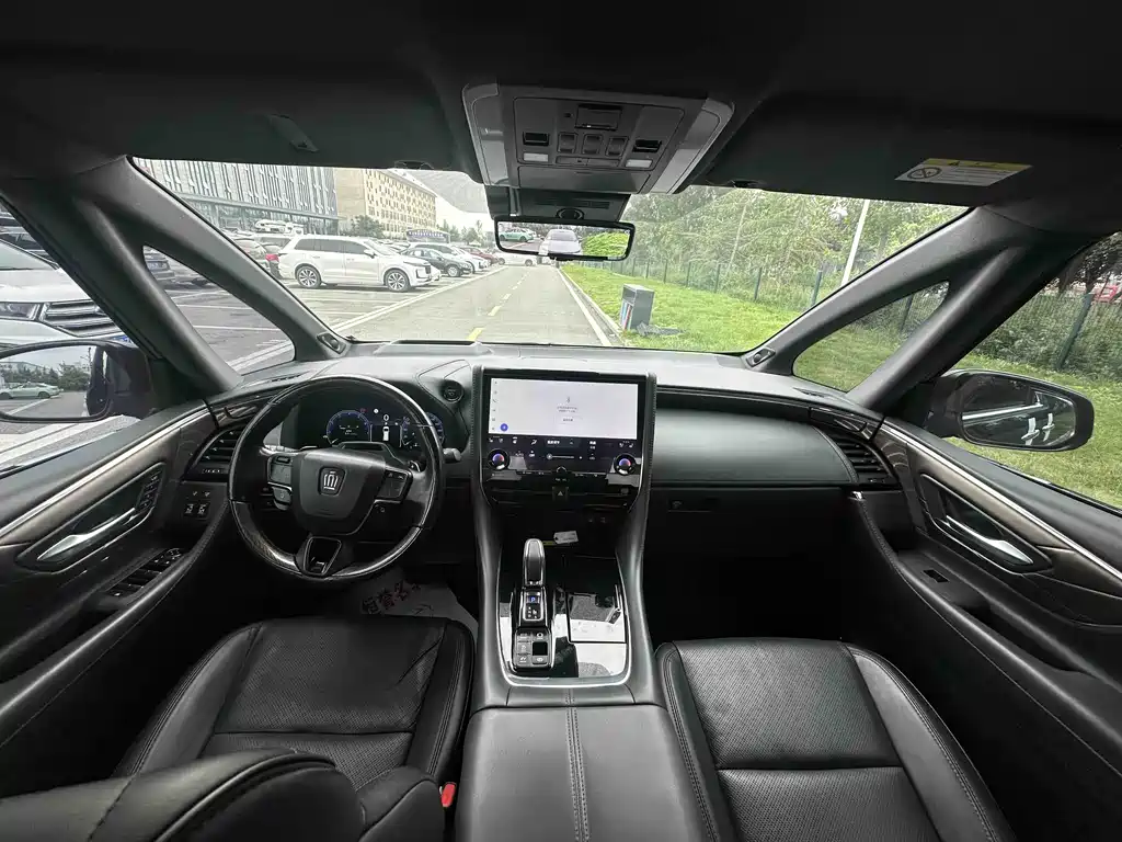 Toyota Vellfire 2024 Crown Hybrid 2.5L Supreme Executive Edition