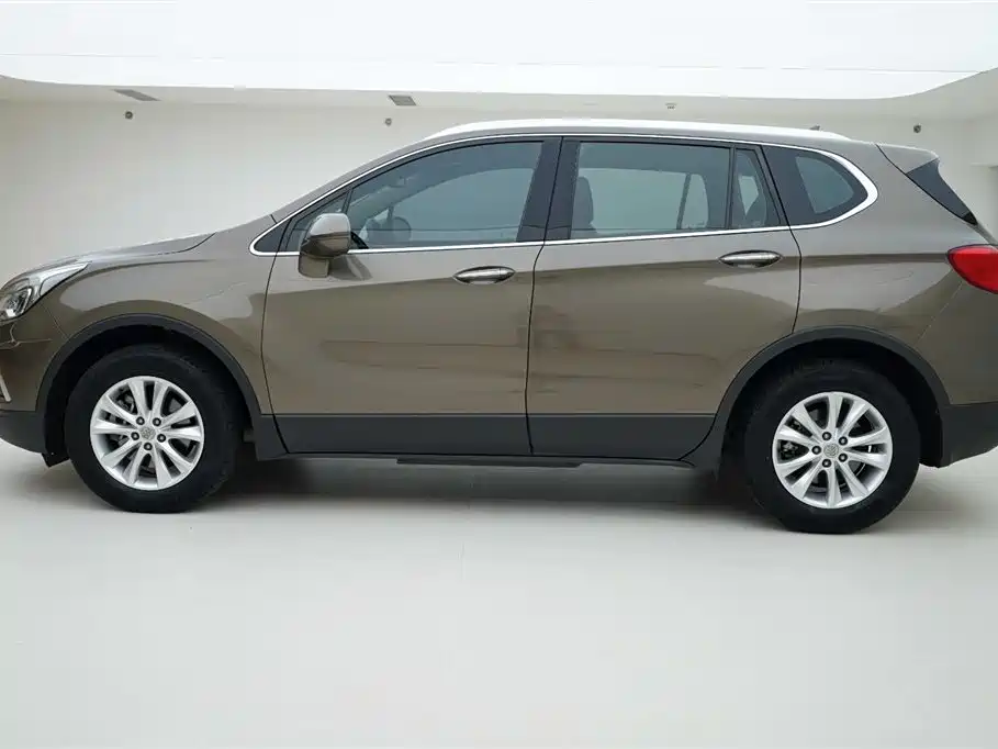 Avenir Plus 2016 28T 4WD Luxury Edition