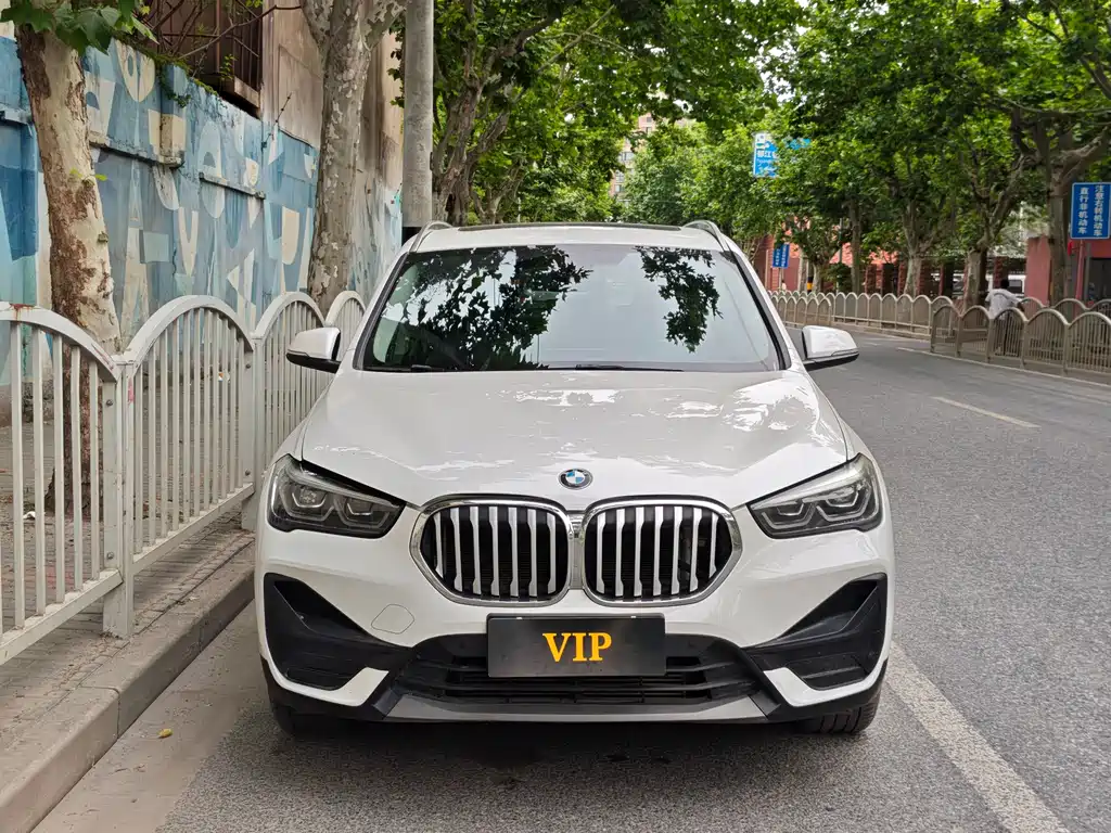 BMW X1 2022 sDrive25Li Leading Edition