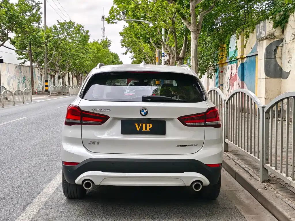 BMW X1 2022 sDrive25Li Leading Edition
