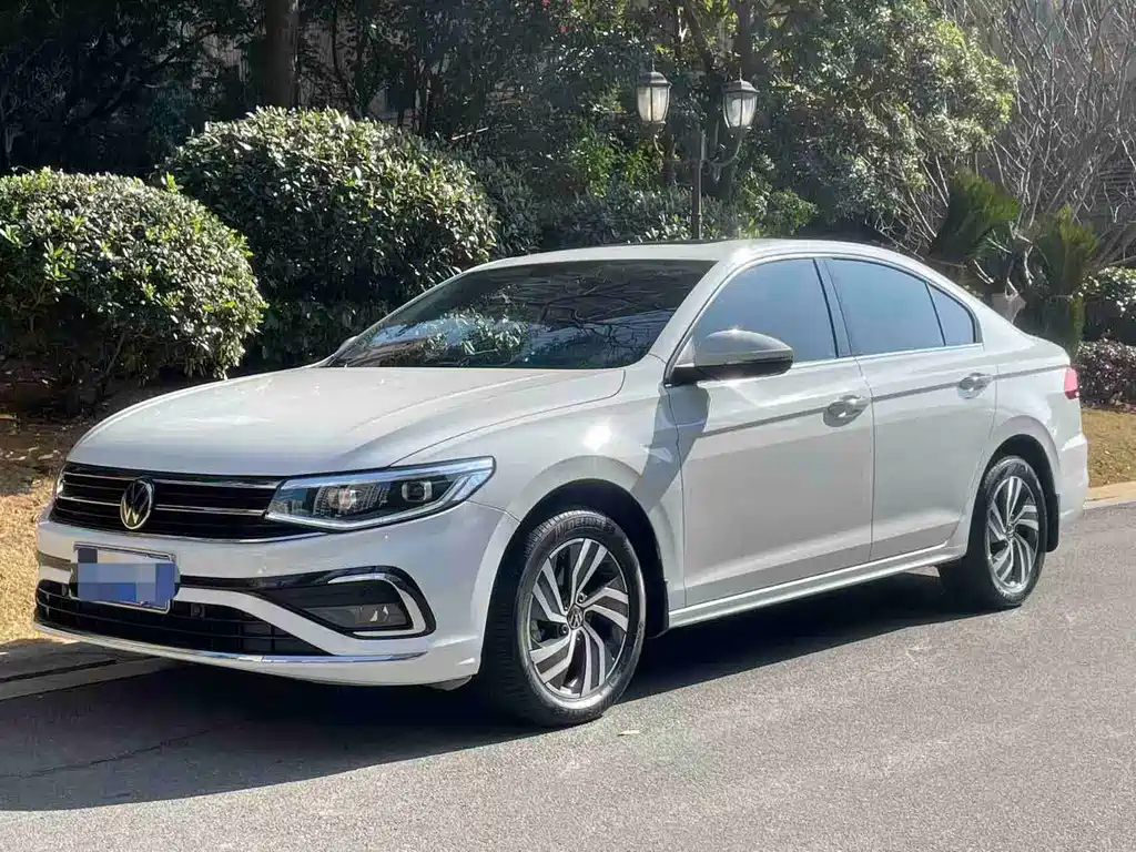 Bora 2023 200TSI DSG Yuexing Edition